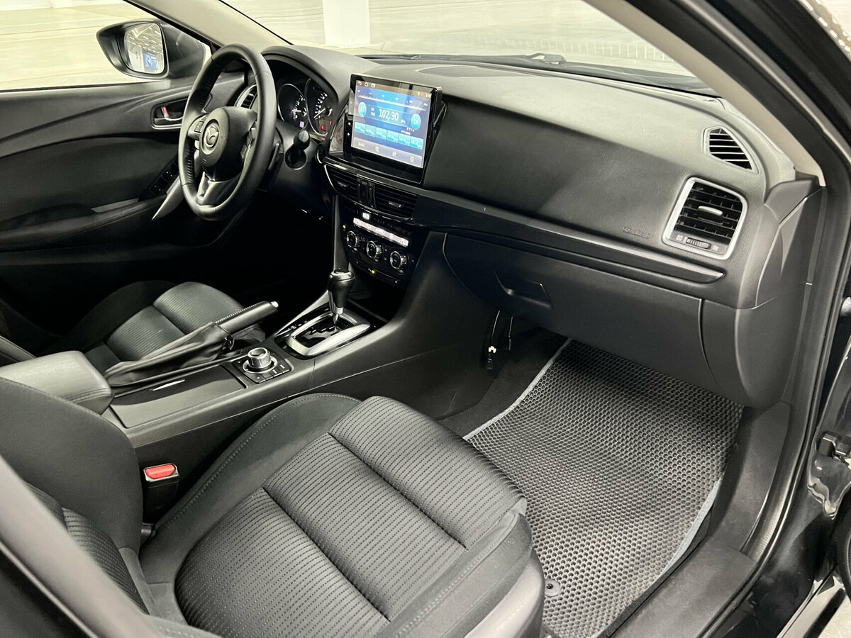 Купить Mazda 6 с пробегом. Фото: #10