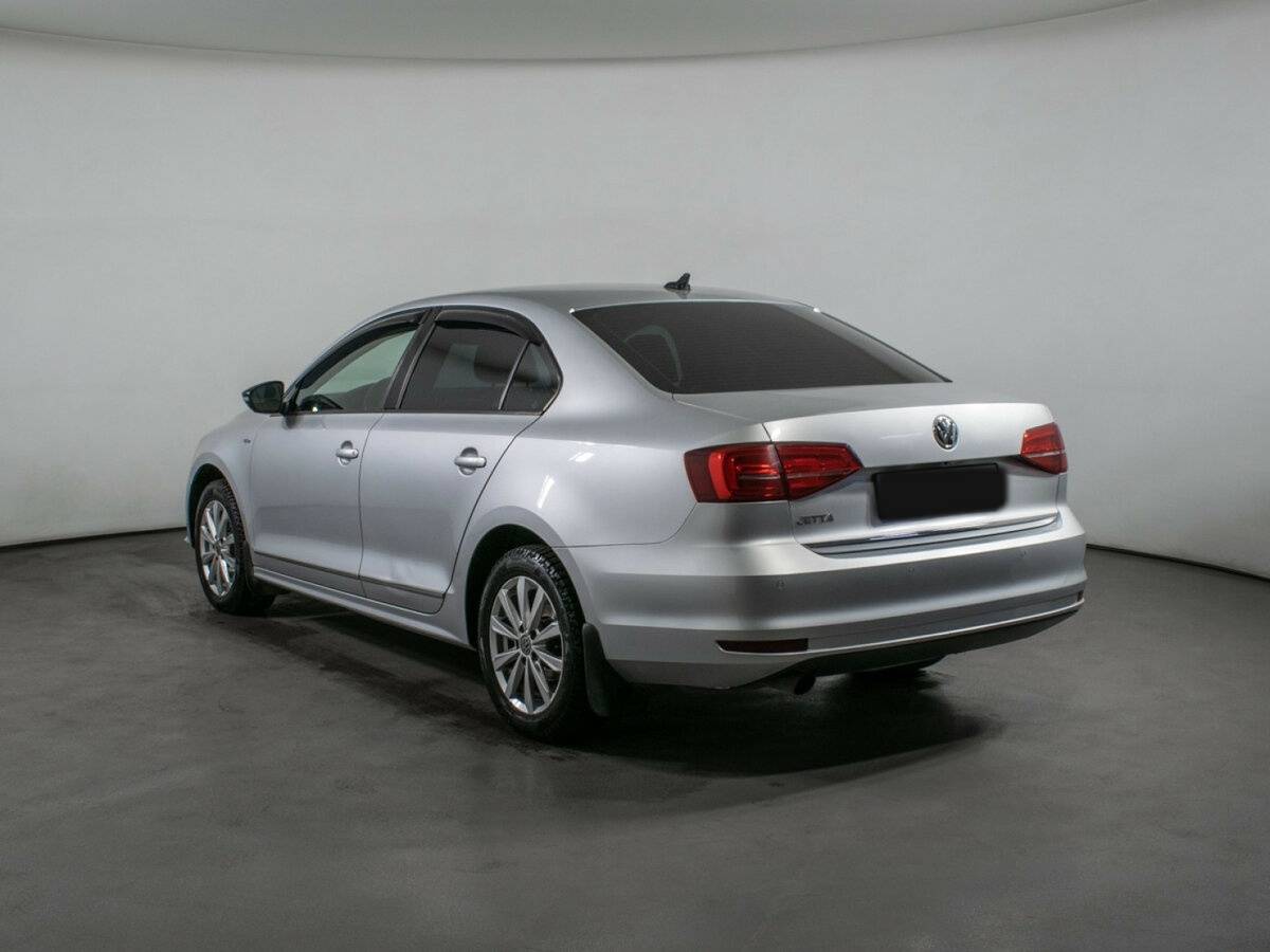 Купить Volkswagen Jetta с пробегом. Фото: #6