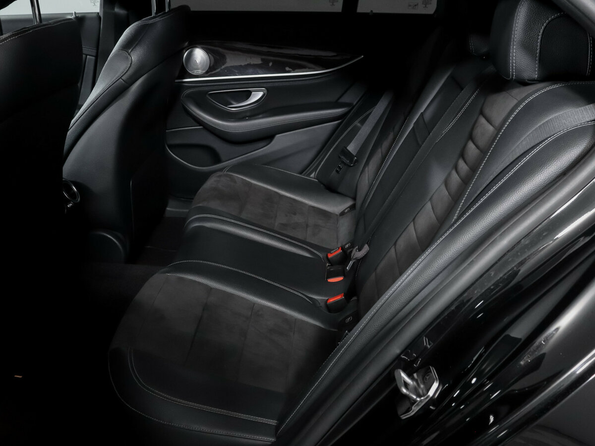 Купить Mercedes-Benz E-Класс с пробегом. Фото: #9