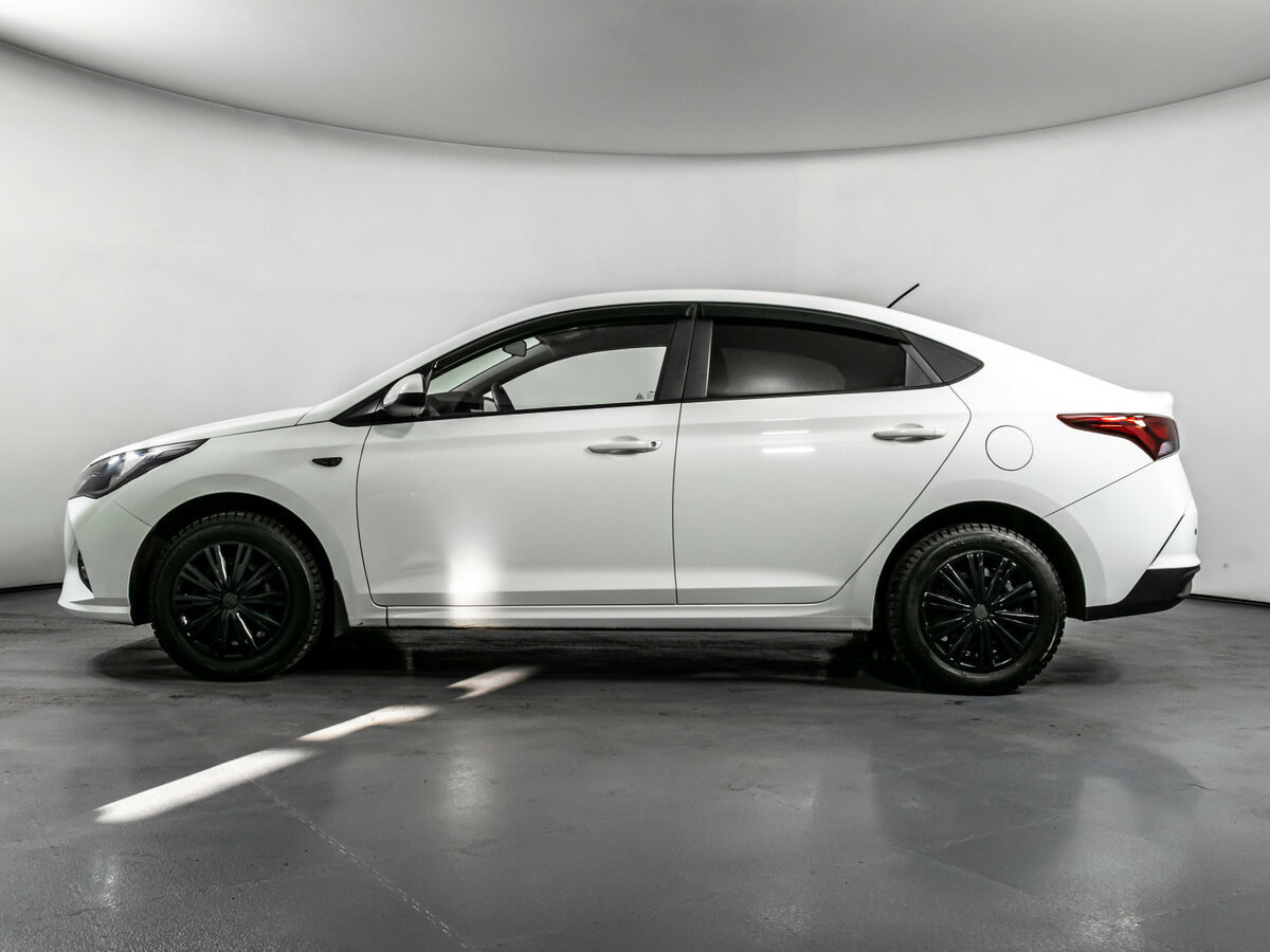 Купить Hyundai Solaris с пробегом. Фото: #7