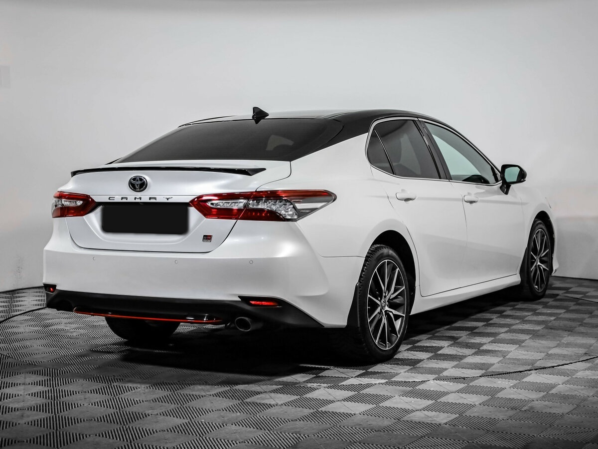 Купить Toyota Camry с пробегом. Фото: #4