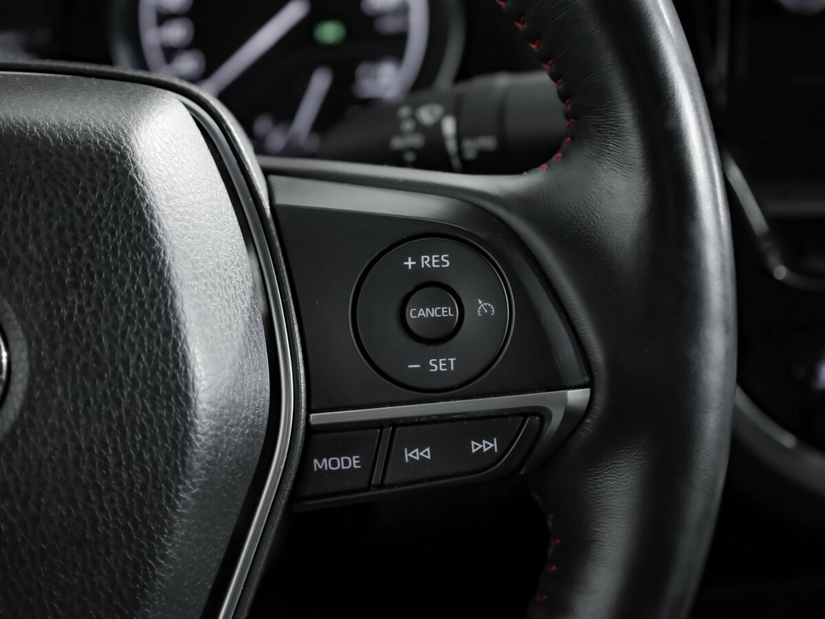 Купить Toyota Camry с пробегом. Фото: #11