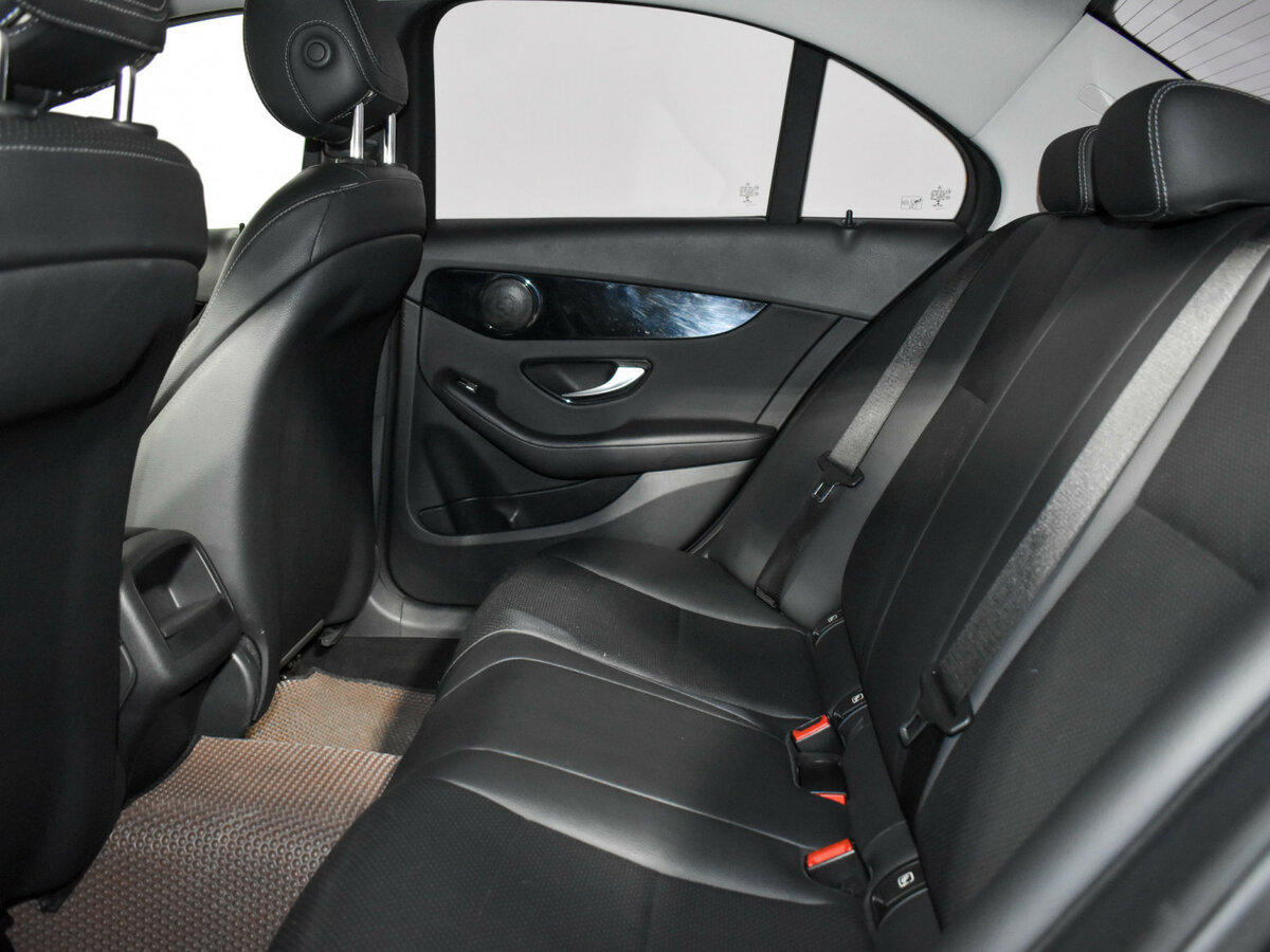 Купить Mercedes-Benz C-Класс с пробегом. Фото: #10