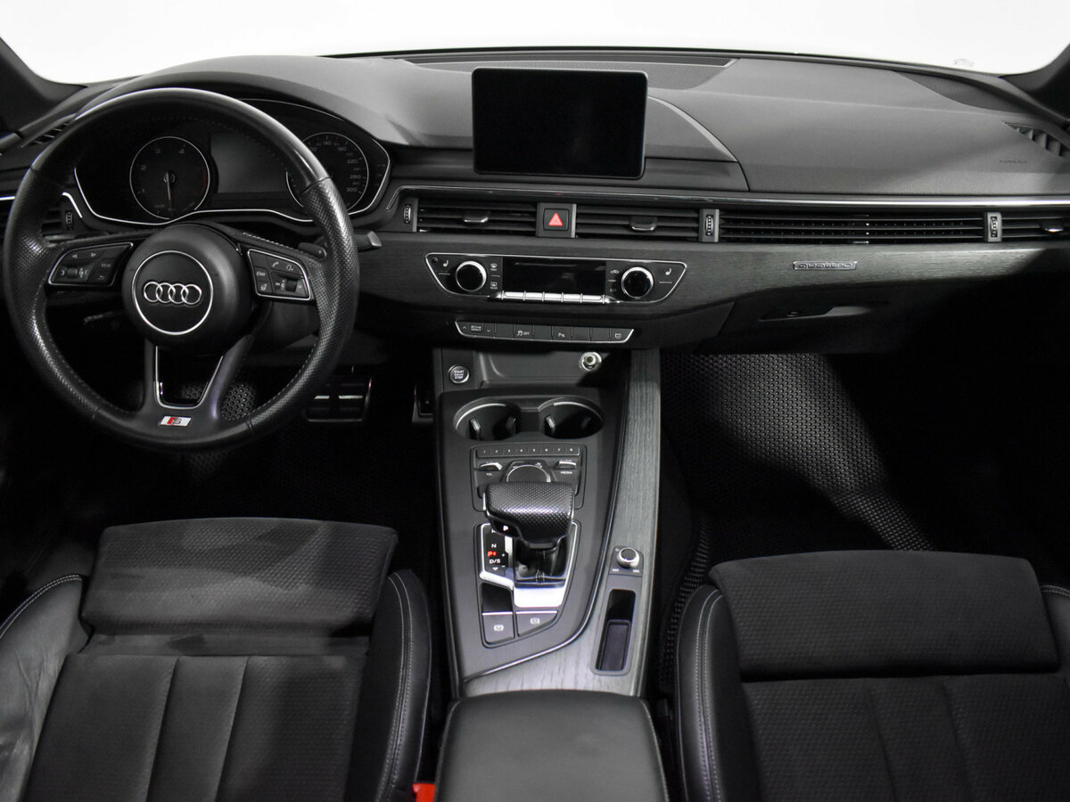 Купить Audi A4 с пробегом. Фото: #12