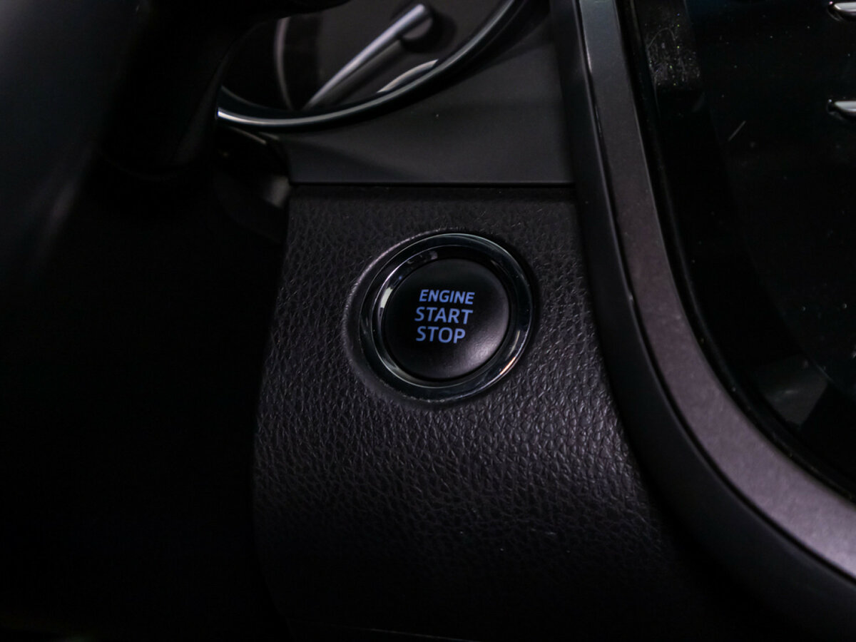 Купить Toyota Camry с пробегом. Фото: #21