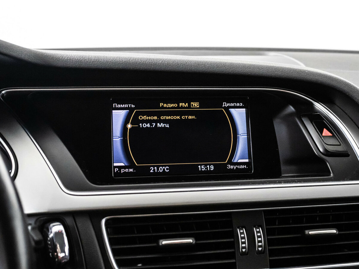 Купить Audi A4 с пробегом. Фото: #13