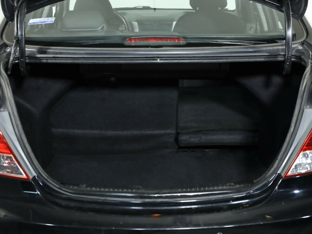 Купить Hyundai Solaris с пробегом. Фото: #28