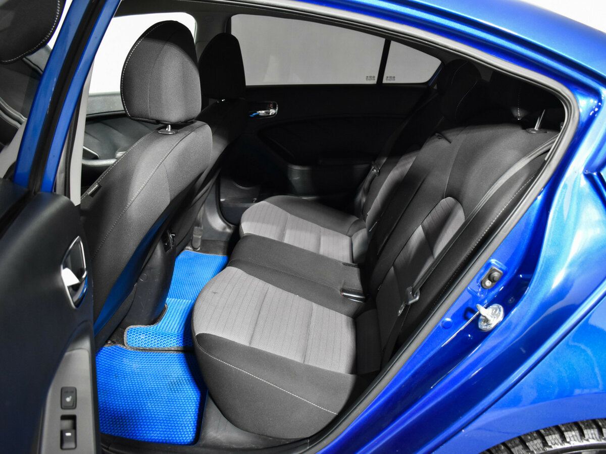 Купить Kia Cerato с пробегом. Фото: #10