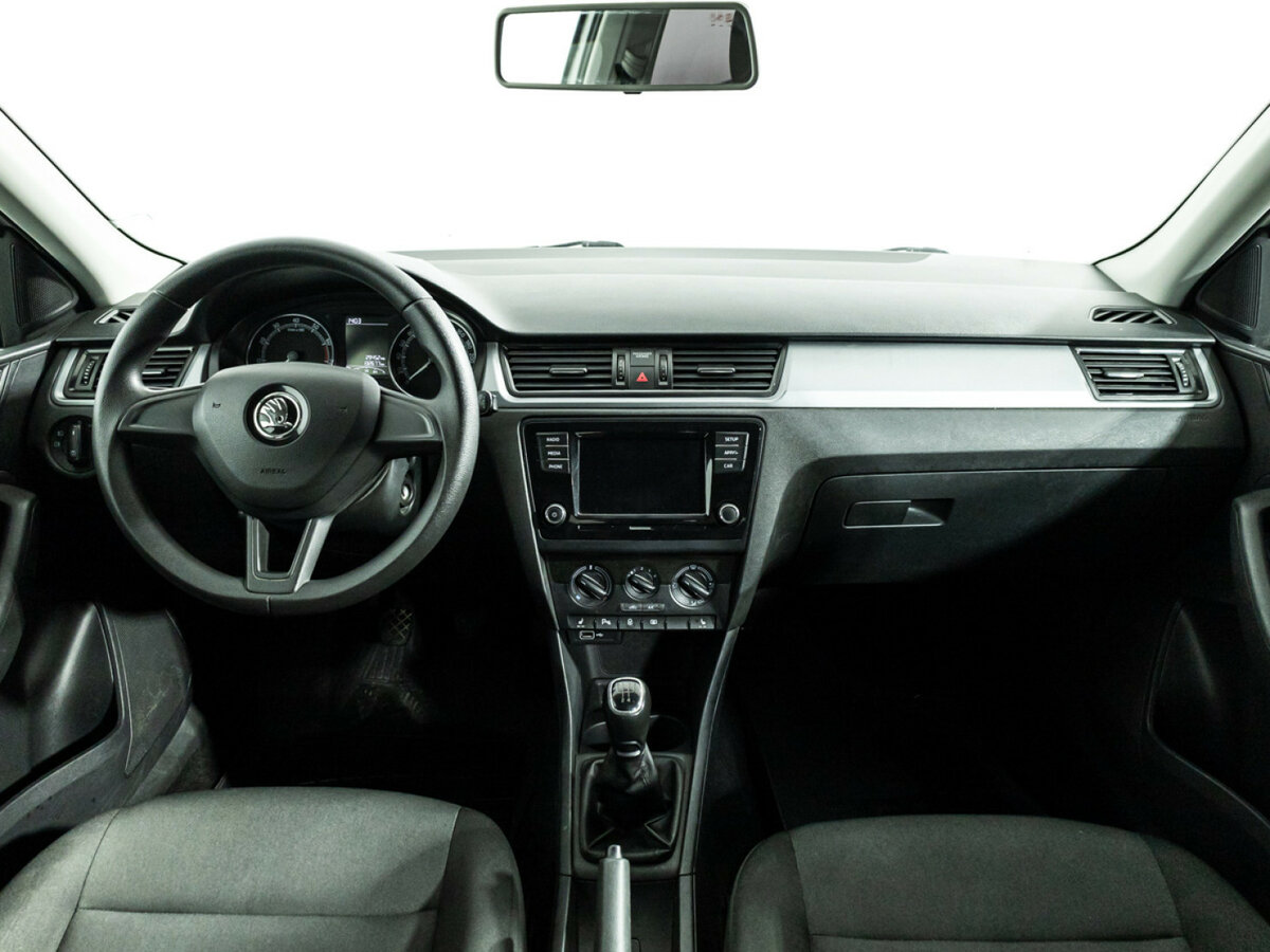 Купить Skoda Rapid с пробегом. Фото: #12