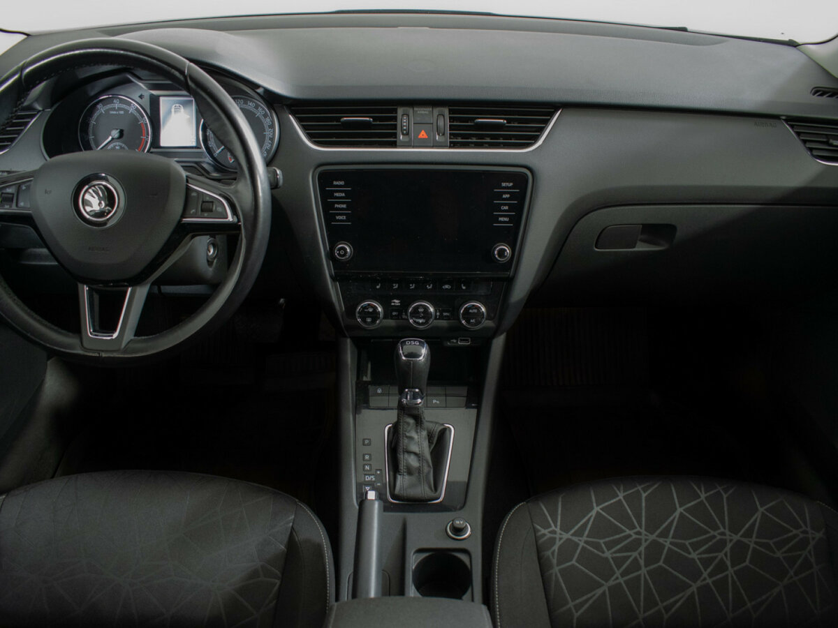 Купить Skoda Octavia с пробегом. Фото: #10