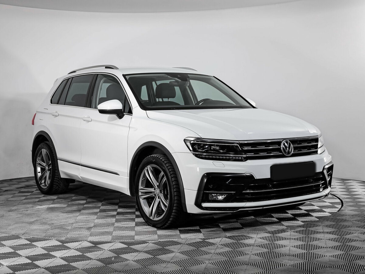Купить Volkswagen Tiguan с пробегом. Фото: #2