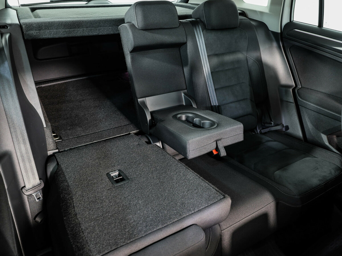 Купить Volkswagen Tiguan с пробегом. Фото: #29