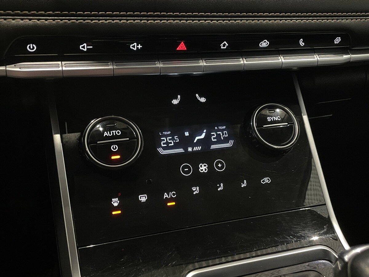 Купить Chery Tiggo 8 с пробегом. Фото: #6