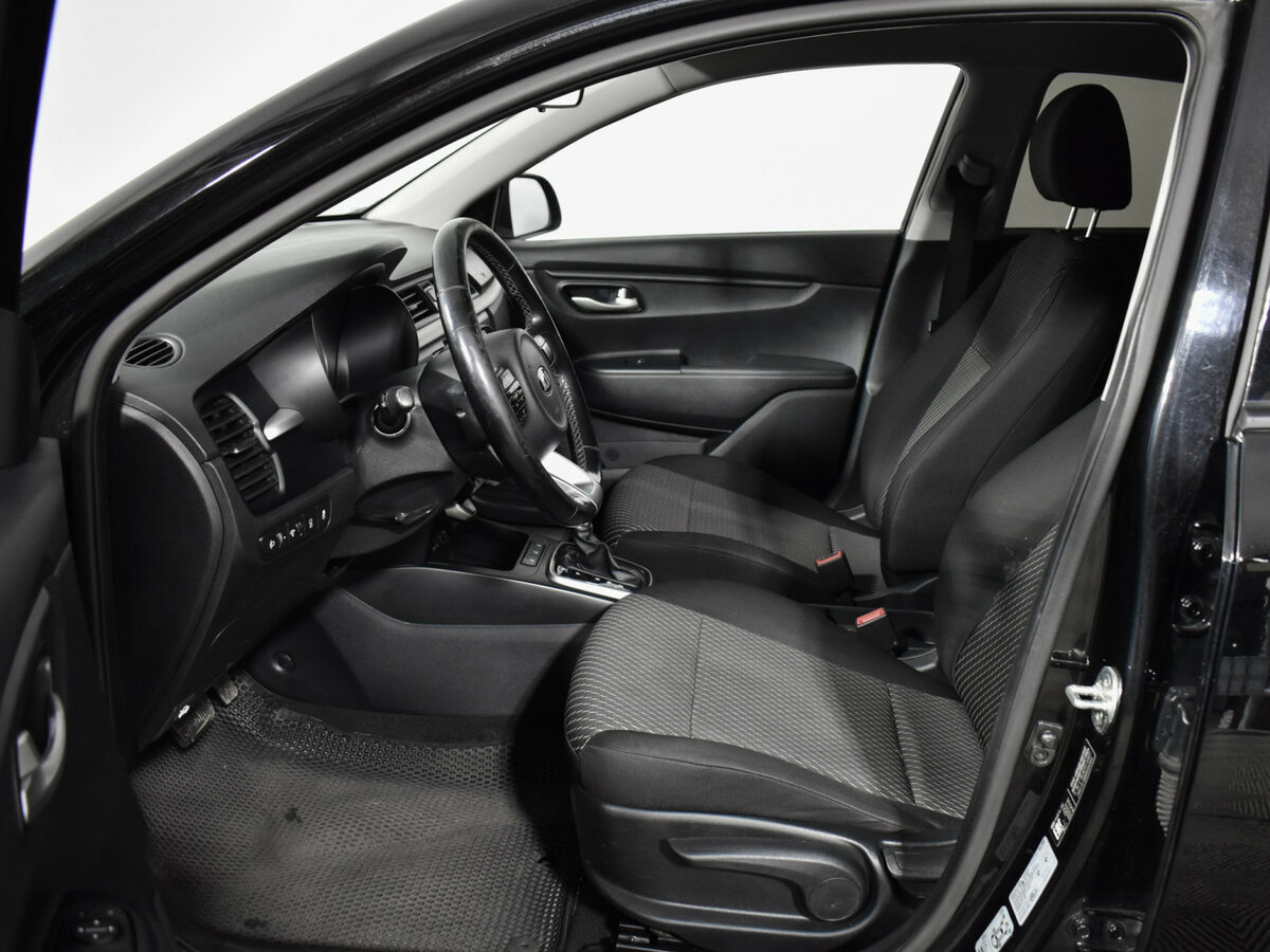 Купить Kia Rio с пробегом. Фото: #9