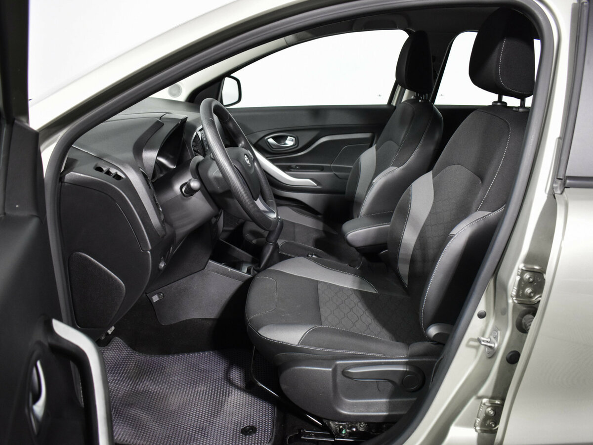 Купить Lada (ВАЗ) XRAY с пробегом. Фото: #9