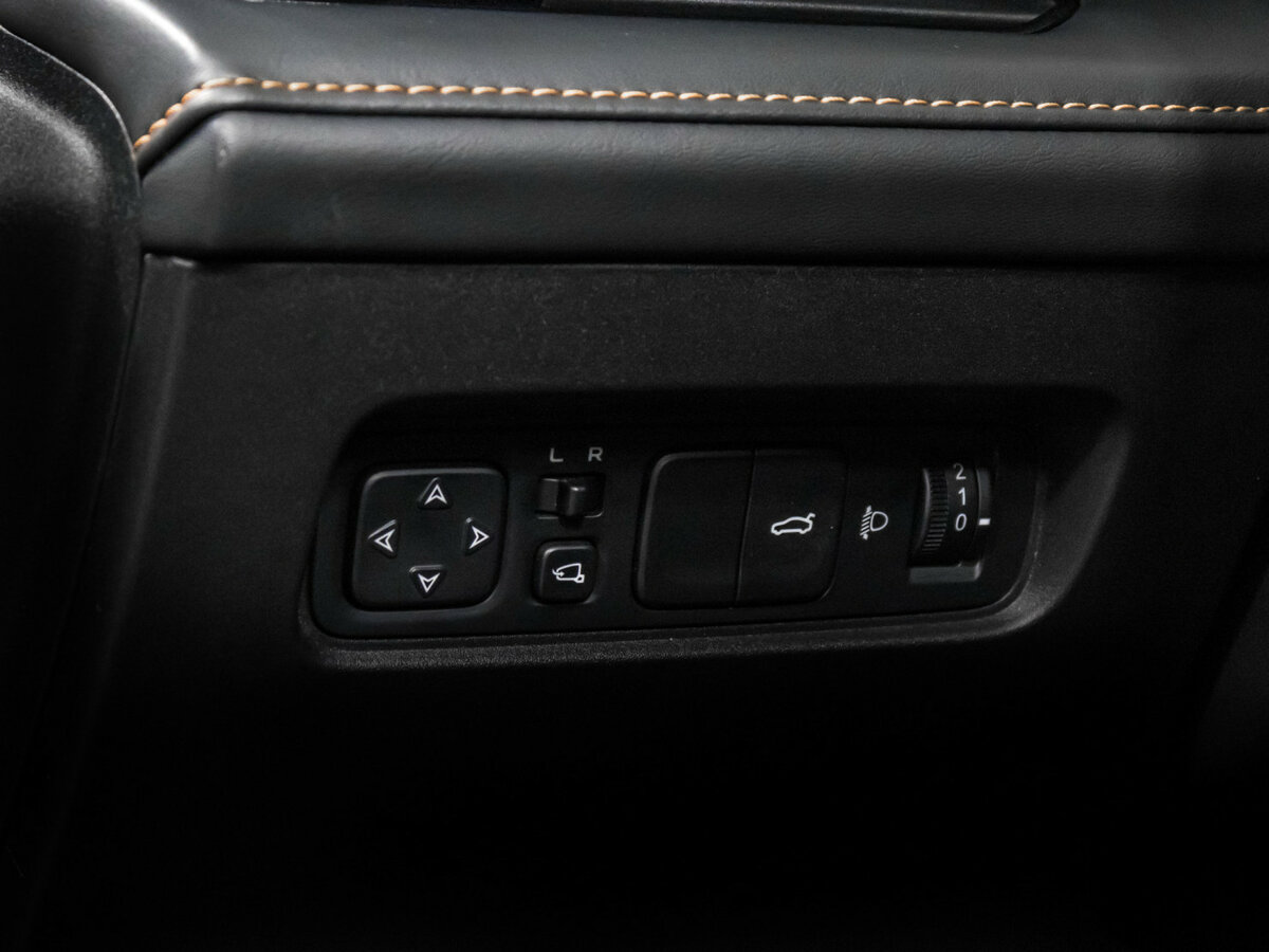 Купить Changan UNI-V с пробегом. Фото: #17