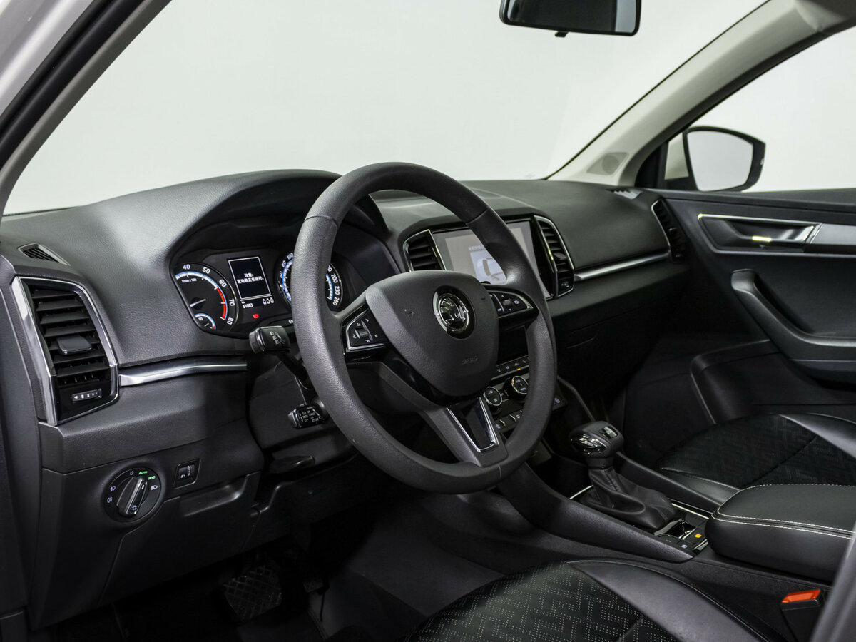 Купить Skoda Karoq с пробегом. Фото: #8