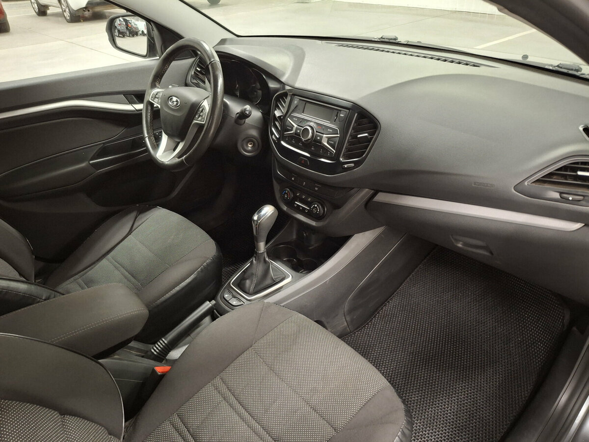 Купить Lada (ВАЗ) Vesta с пробегом. Фото: #9