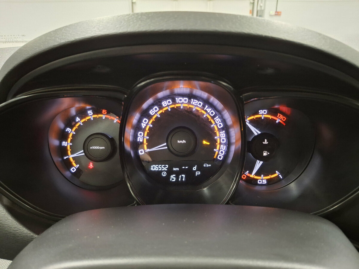 Купить Lada (ВАЗ) Vesta с пробегом. Фото: #11